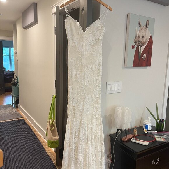 Grace Loves Lace - Clo gown - Picture 2 of 12